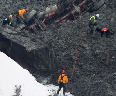 Search for missing workers in Quebec quarry continues