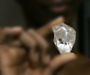 Diamonds fog Zimbabwe reforms