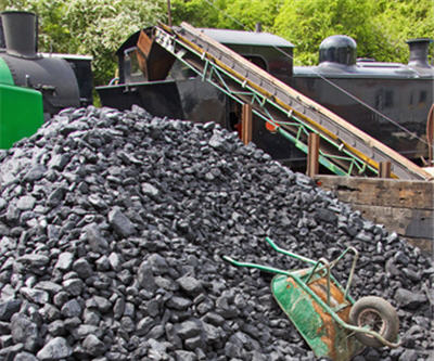 Coal bunker trackside in UK