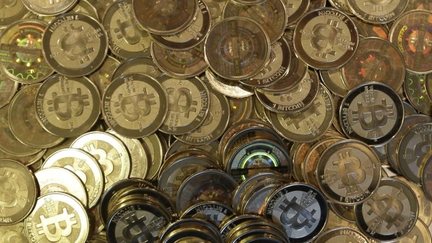 Canadian junior to pay for services in bitcoins