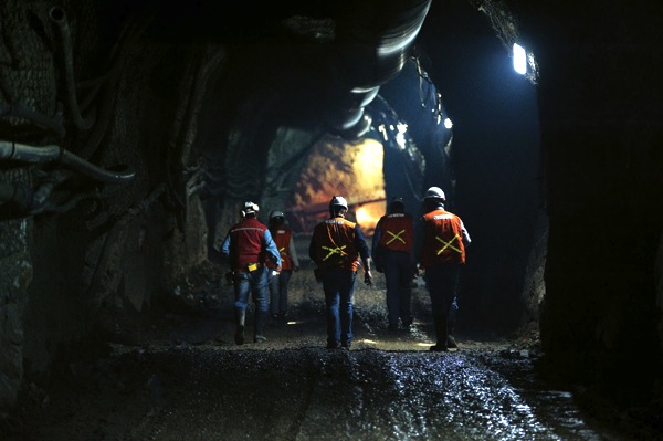 Goldcorp profit hurt by prices, Argentina mine costs spike
