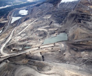 Canada to lose 695 coal mining jobs in same province bringing Chinese workers