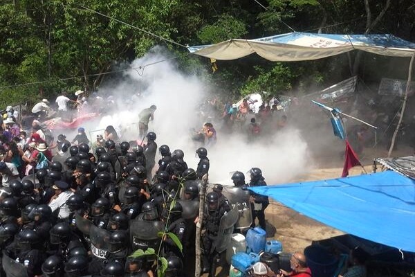 UN urges talks following violent Guatemala mining protest
