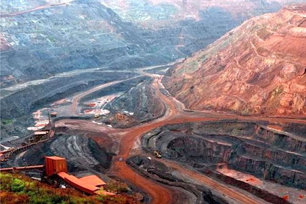 Vale secures key licence for flagship iron ore mine expansion