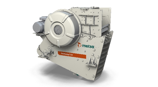 48 x 240 Metso-Nordberg #C130, mobile crushing plant, jaw