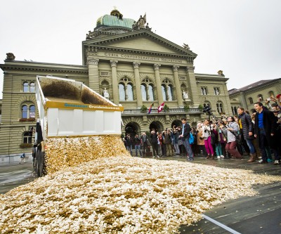 Swiss franc farce may be gold price tipping point
