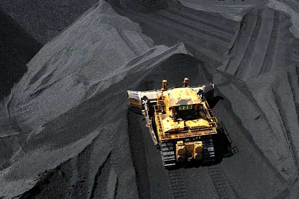 Glencore slashes Australian coal production