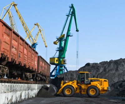 Russian Coal Exports Come Roaring Back After EU Loosens Curbs