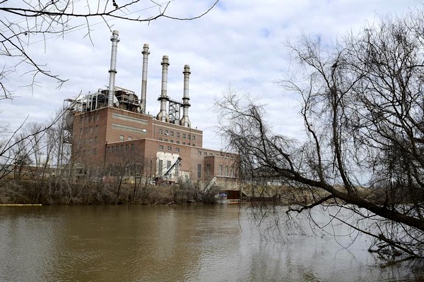 Duke Energy pleads guilty to coal ash pollution charges, to pay $102 million