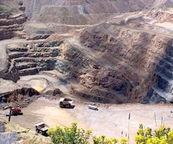 AngloGold, Newmont in talks over sale of Colorado mine