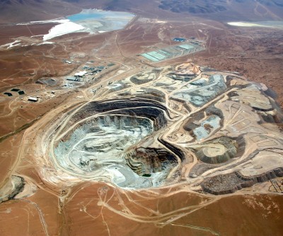 Chile copper output dragged down by Codelco, Collahuasi in April