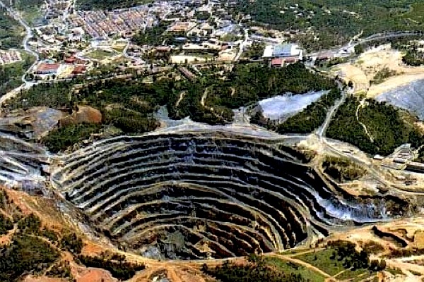 Rio Tinto sells Murowa diamond mine and leaves Zimbabwe