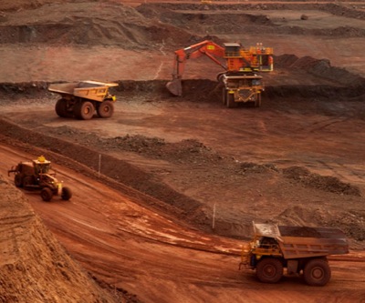 Iron ore prices hit by fresh evidence of looming surplus