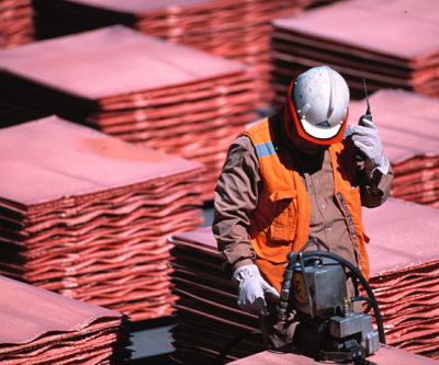 Copper down to fresh six-year low after China market falls