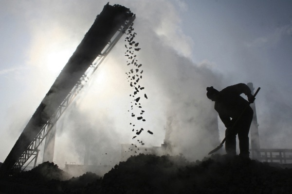 Global coal imports heading for second year of ‘dramatic’ drops