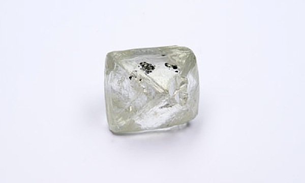 This is the 106-carat diamond Alrosa unearthed from its Jubilee pipe