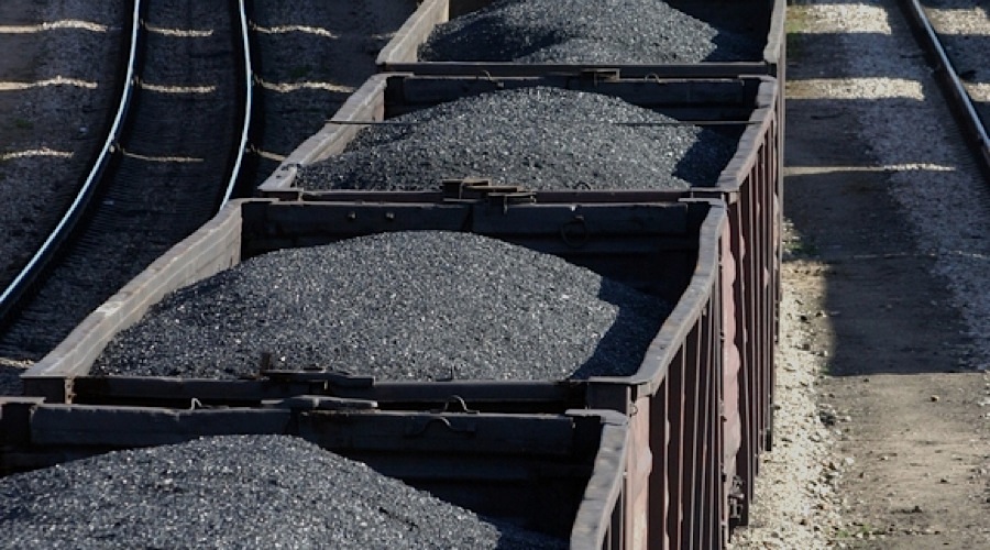 Bankrupt Alpha Natural Resources lays off over 230 coal miners