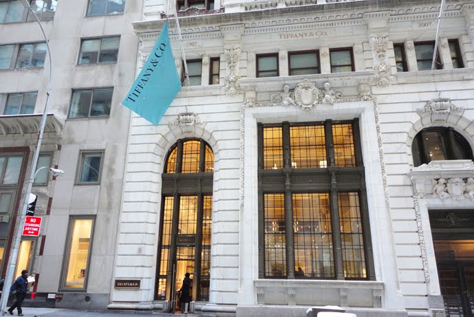 Tiffany & Co. location in downtown Manhattan. Source: Paul Zimnisky
