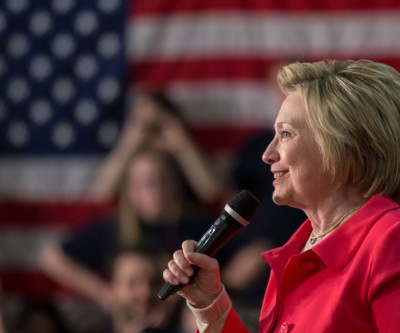 Clinton begins touring core of US struggling coal industry