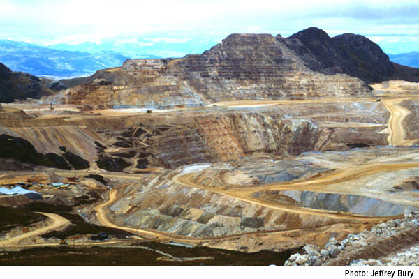 Here are the world's top 10 gold producing mines - yanacocha-gold-mine