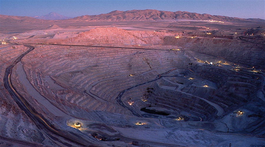World's largest copper mine output, profit plummet in Q1