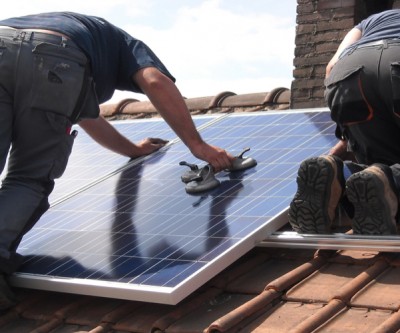 US solar industry hailed as ‘light at end of tunnel’ for jobless coal miners