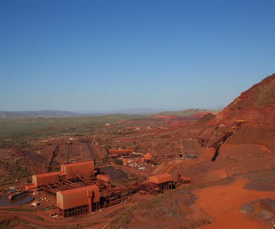 Rio CEO: We'll cut iron ore output to boost cash flow