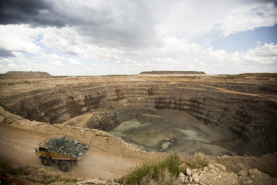 A haul truck at De Beers' Orapa mine in Botswana. Source: De Beers Group.