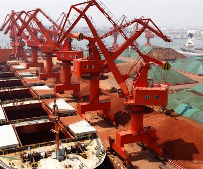 Copper, iron ore prices gain on robust Chinese imports