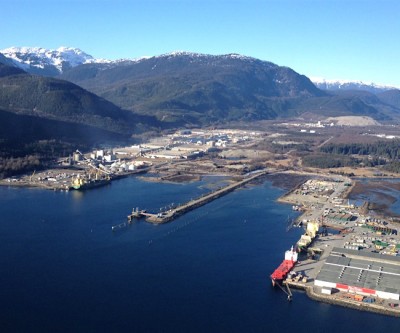 Main contractor on Shell LNG Canada project cancels bidding