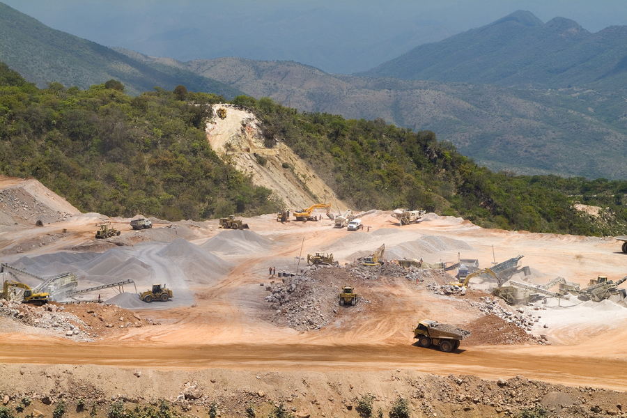Goldcorp sells mines in Mexico, Guatemala for about $470 million