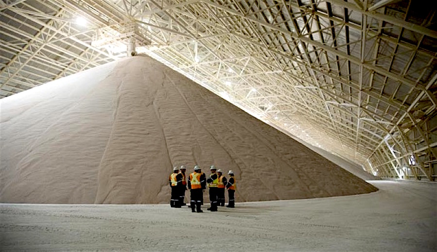 Potash Corp profit down 70% on weaker prices, expects challenging year ahead
