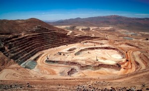 Striking workers at BHP’s Escondida mine accept Gov’t mediation