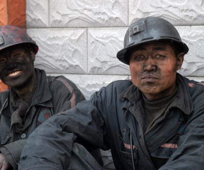 China leaves size, timing of coal output restrictions to local authorities