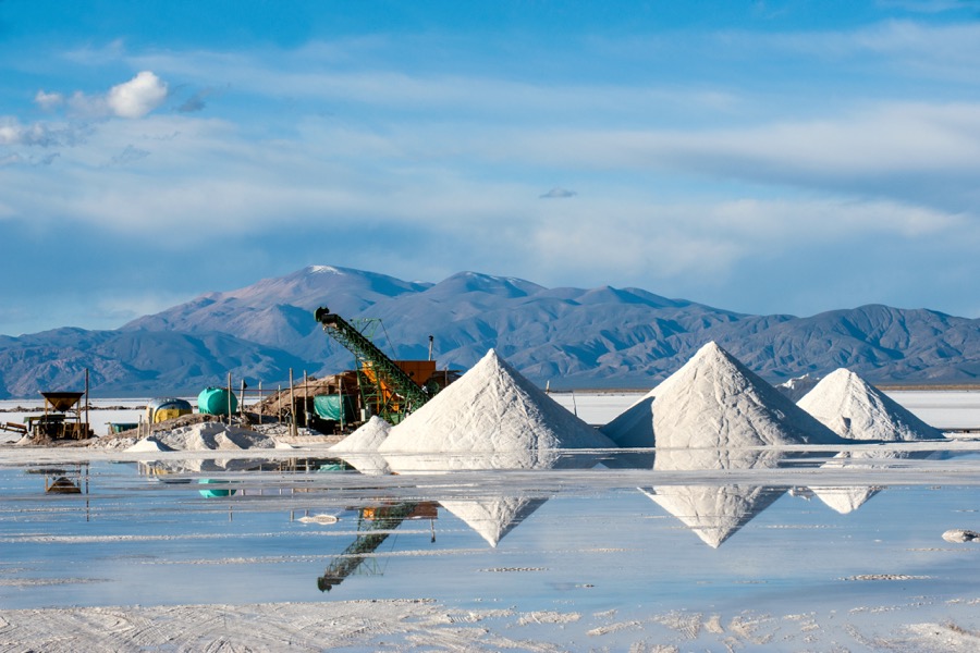 Bacanora Minerals soars on deal to supply lithium to Japan’s Hanwa