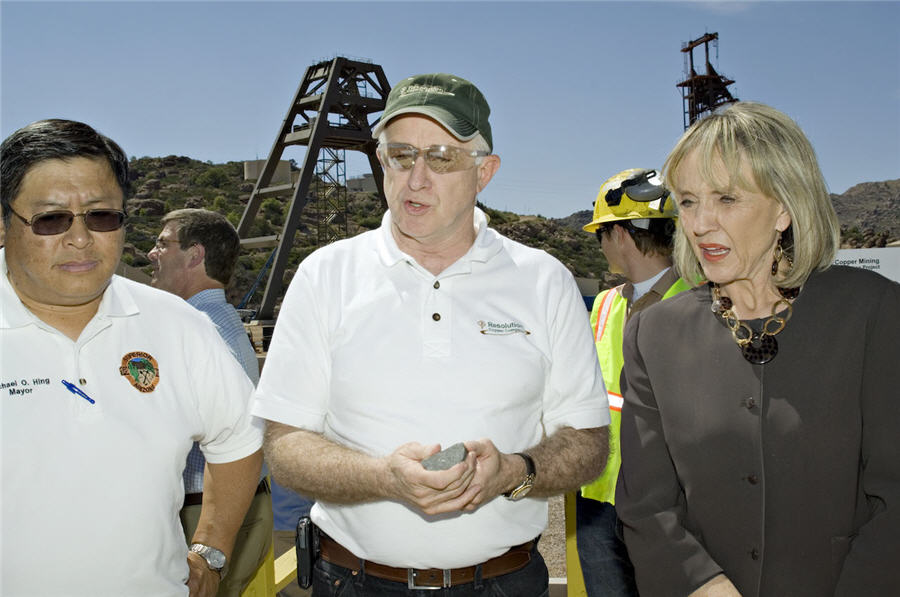 Massive copper mine test Trump's push to slash regulations - Gov Jan Brewer and RCM Presdient