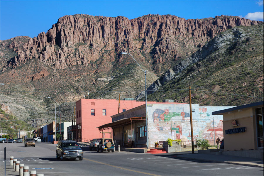 Massive copper mine tests Trump's push to slash regulations - town of Superior Apache Leap