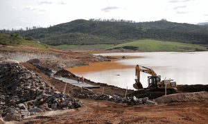 Vale confirms talks with BHP over Samarco exit