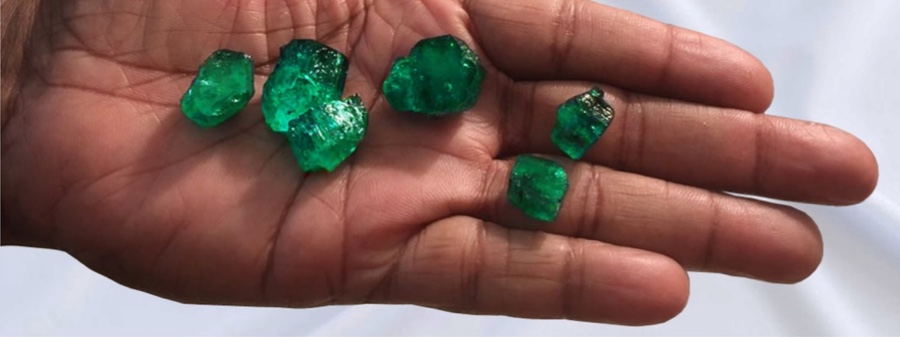 Fura Gems finds giant emerald at historic Coscuez mine in Colombia