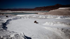 Lithium miners are going to compete for new licenses in Chile