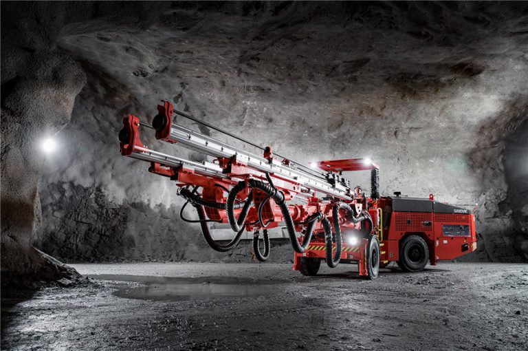 Simplicity Reliability And Proven Technology With The New Sandvik Dd320s Miningcom