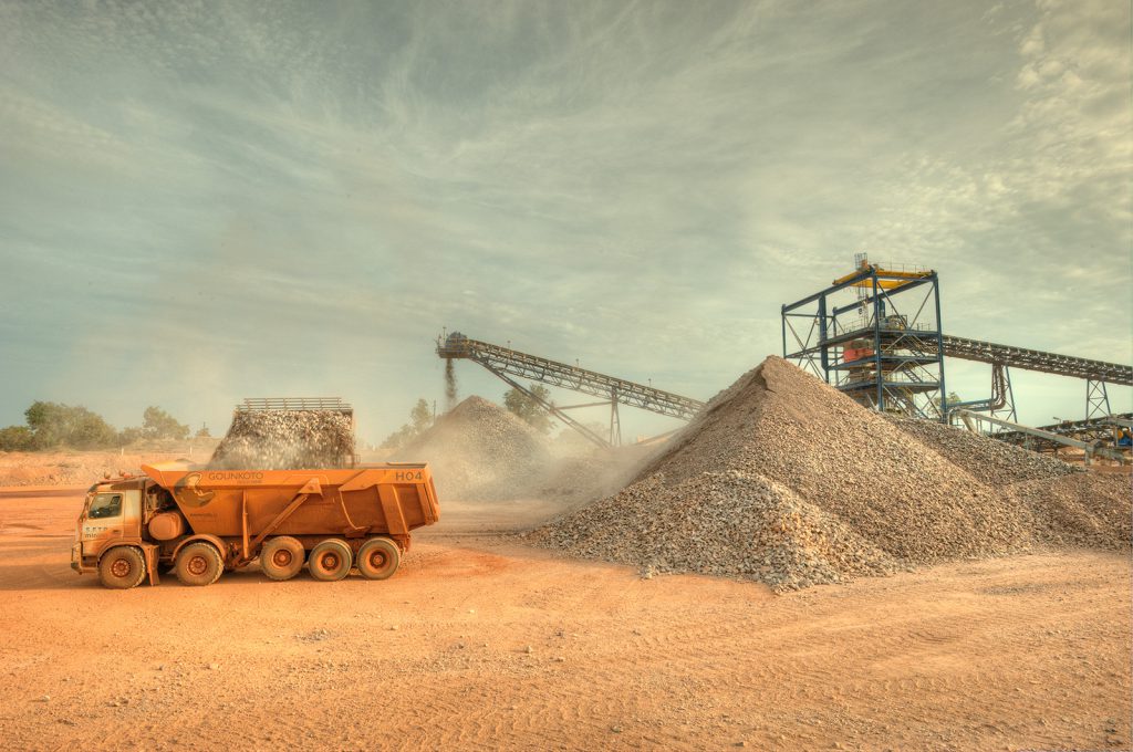 Mali's 2019 gold mining revenue boosted by strong output, prices