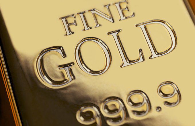 Gold price edges higher on lower dollar