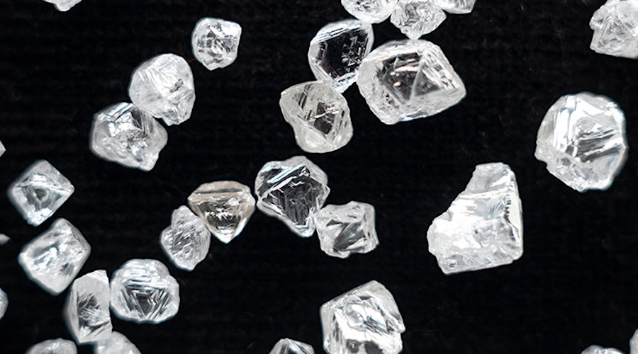 De Beers Seeks A Return to the U.S., Moves Diamond Operations To