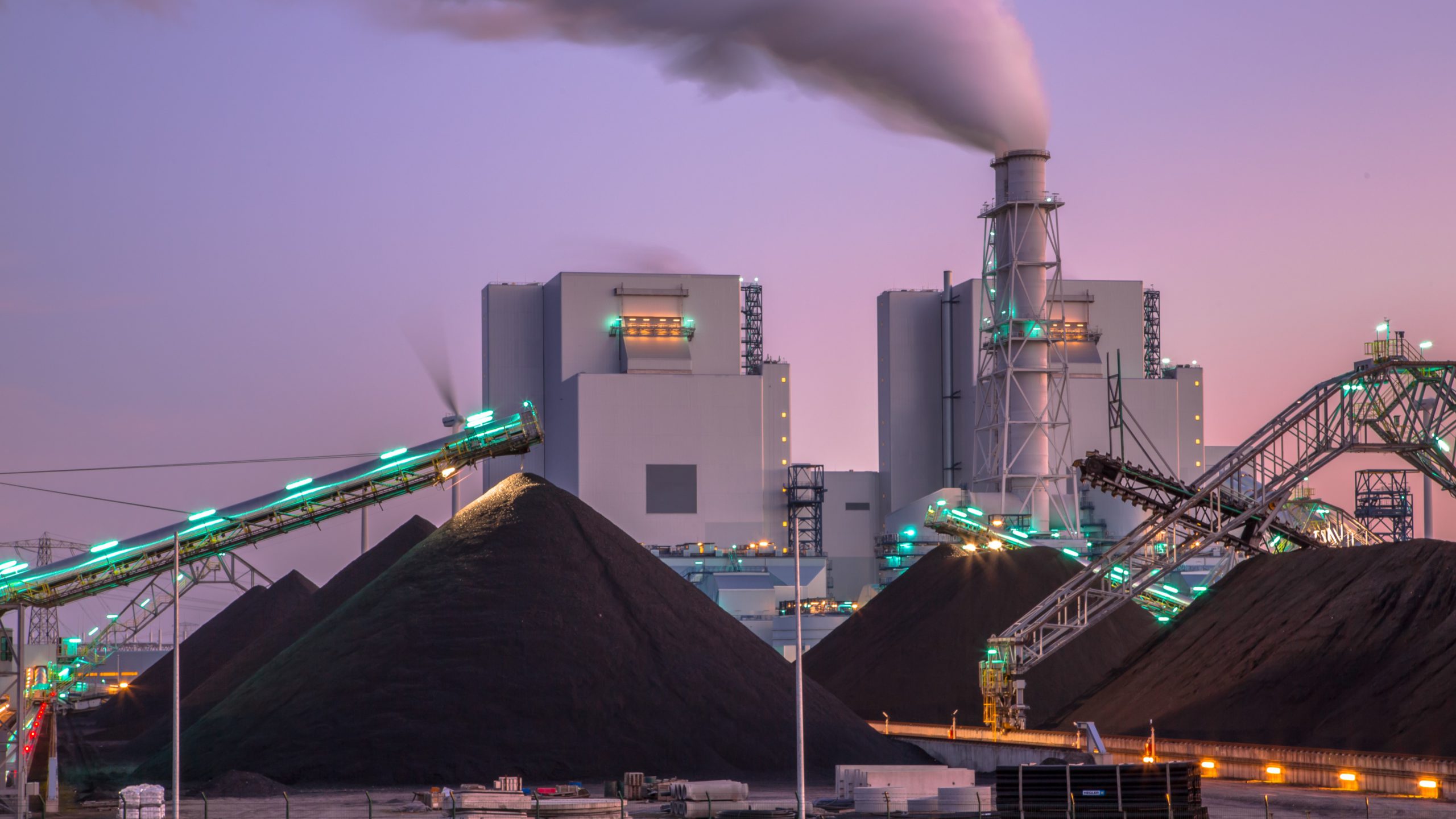 Coal plant development in China offset global retreat