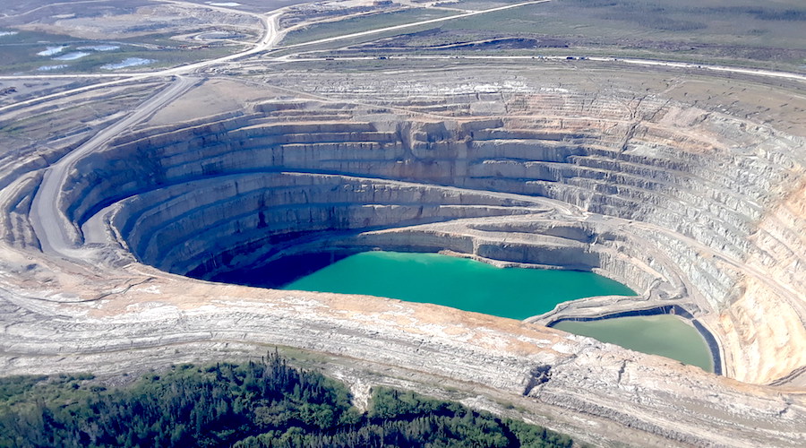 Canadian First Nation challenges DeBeers' mine waste plans