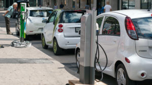 Electric Vehicle Growth Outpaces Installation of Battery Chargers