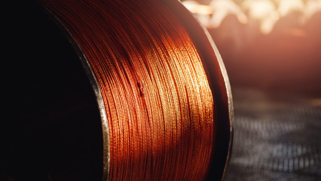 Copper price hits new high on low inventories