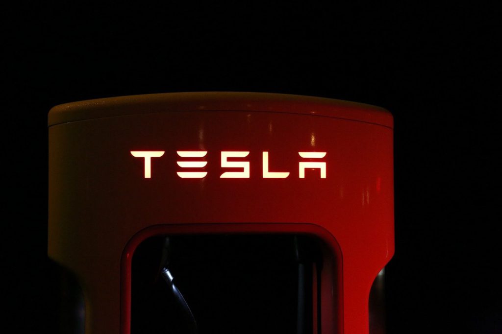 Tesla Seeks First U.S. Battery Graphite With Syrah Supply Deal