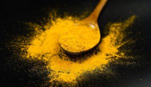 Turmeric extract combined with gold help create greener, more efficient fuel cells